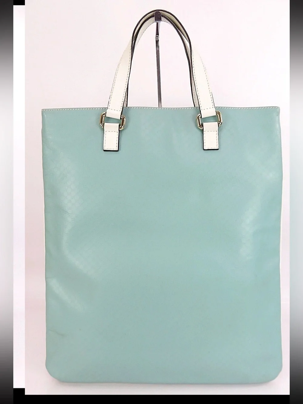 Gucci tote soft
